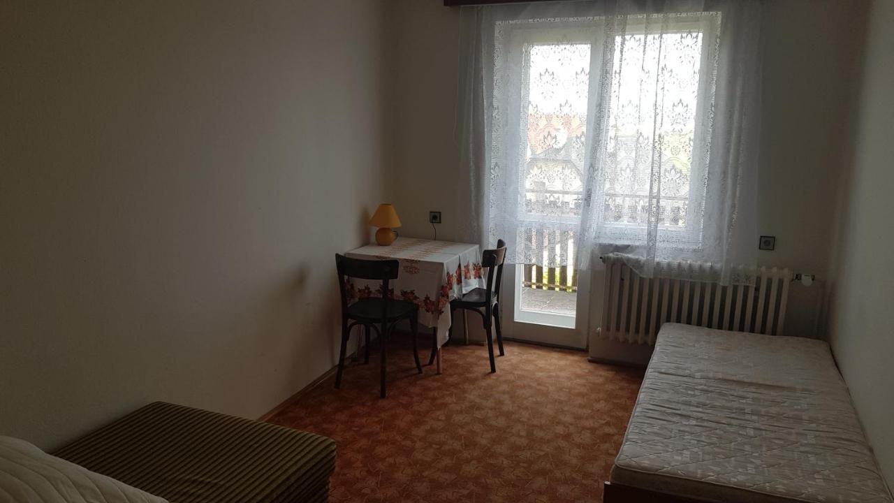 Kemp A Stanovani Na Fare Javornik  Bagian luar foto
